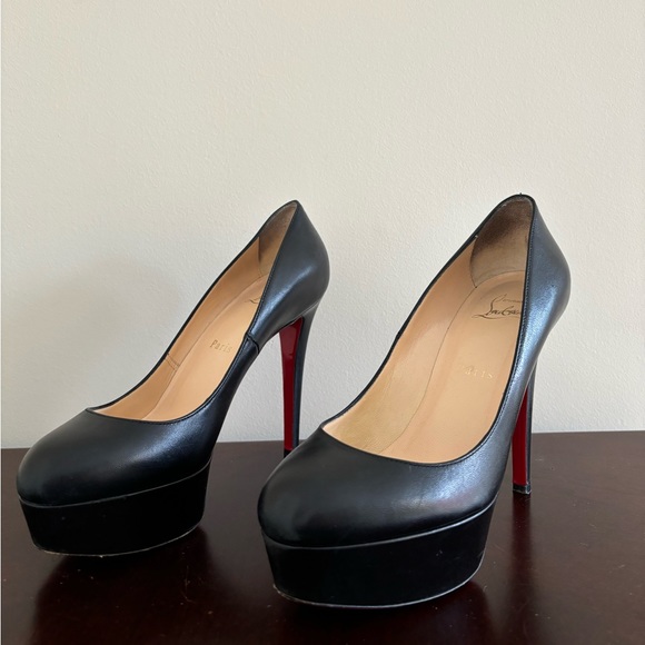 Christian Louboutin Bianca Pumps in Black Leather - Picture 4 of 8